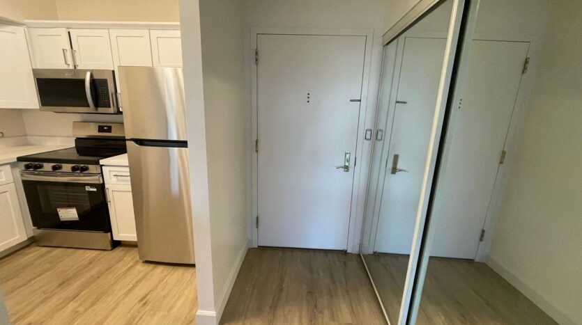 6363 Christie Ave #324 - Emeryville - California - 1 bed, 1 bath rental property