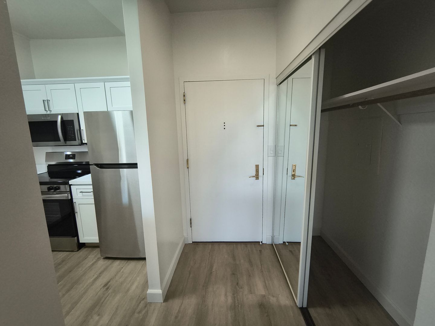 6363 Christie Ave #324 - Emeryville - California - 1 bed, 1 bath rental property