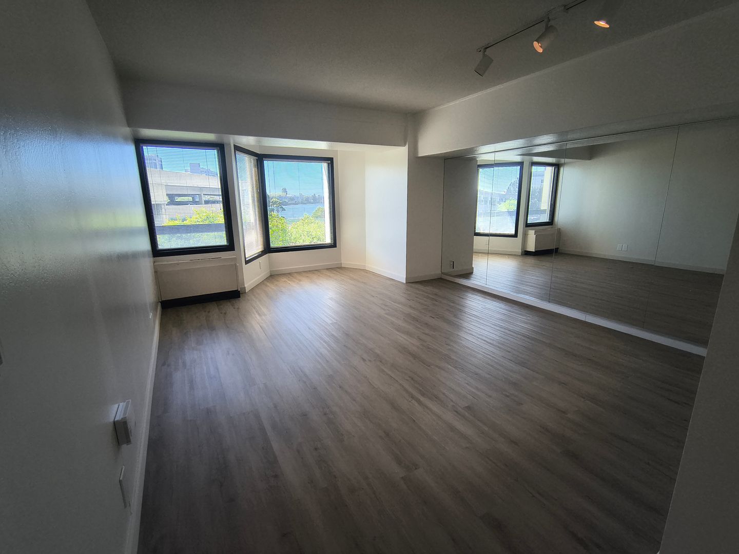 6363 Christie Ave #324 - Emeryville - California - 1 bed, 1 bath rental property