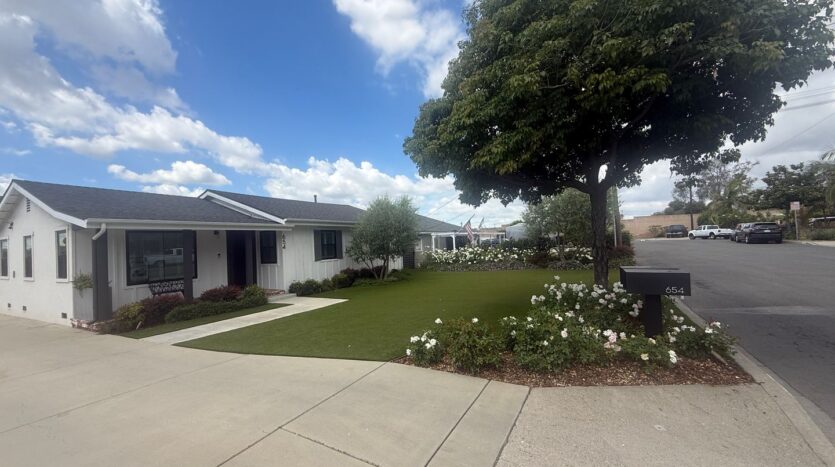 654 W. 3rd St - Azusa - California - 5 bed, 2 bath rental property