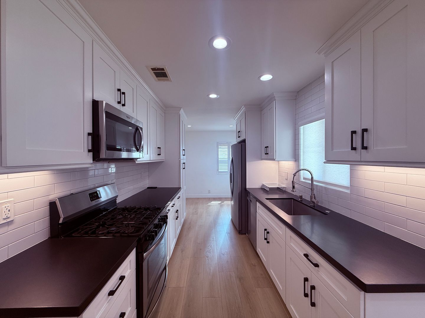 654 W. 3rd St - Azusa - California - 5 bed, 2 bath rental property
