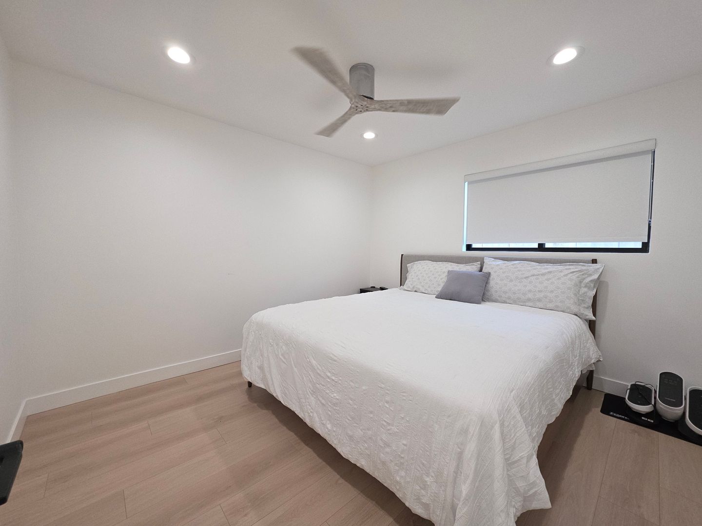 654 W. 3rd St - Azusa - California - 5 bed, 2 bath rental property