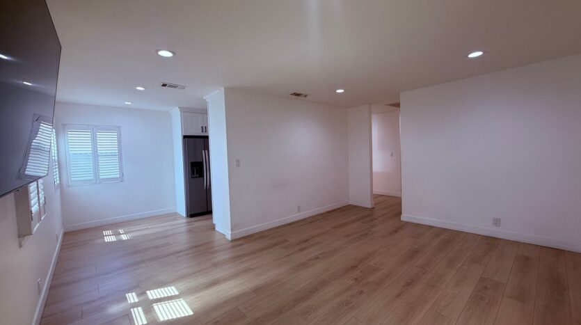 654 W. 3rd St - Azusa - California - 5 bed, 2 bath rental property