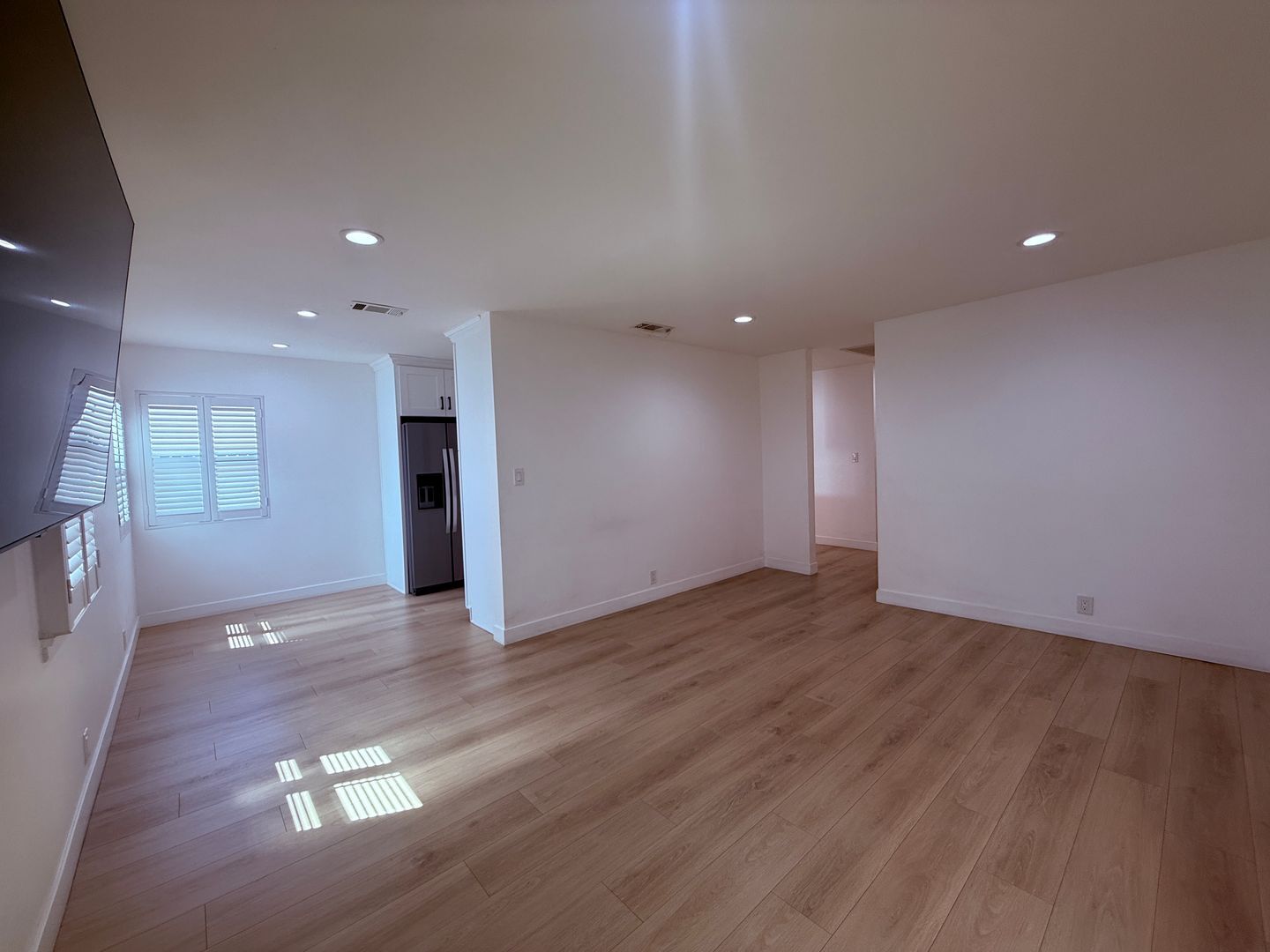 654 W. 3rd St - Azusa - California - 5 bed, 2 bath rental property