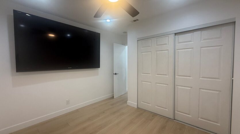 654 W. 3rd St - Azusa - California - 5 bed, 2 bath rental property