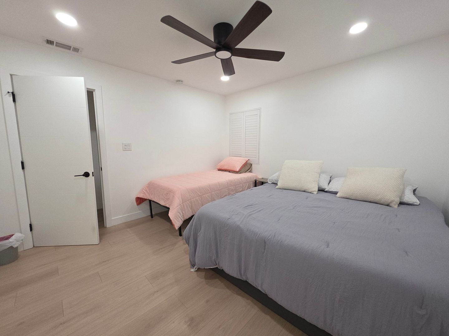 654 W. 3rd St - Azusa - California - 5 bed, 2 bath rental property