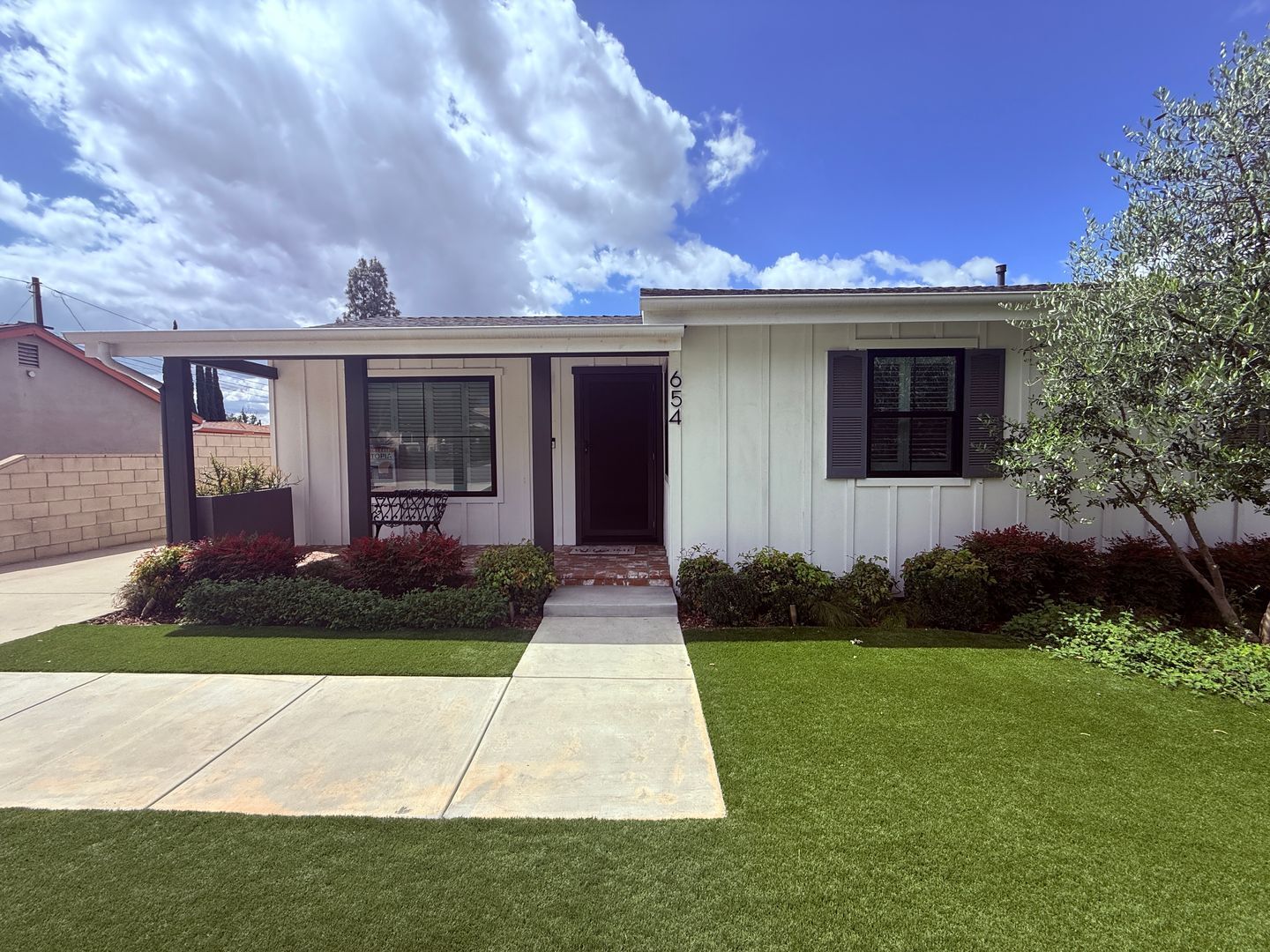 654 W. 3rd St - Azusa - California - 5 bed, 2 bath rental property