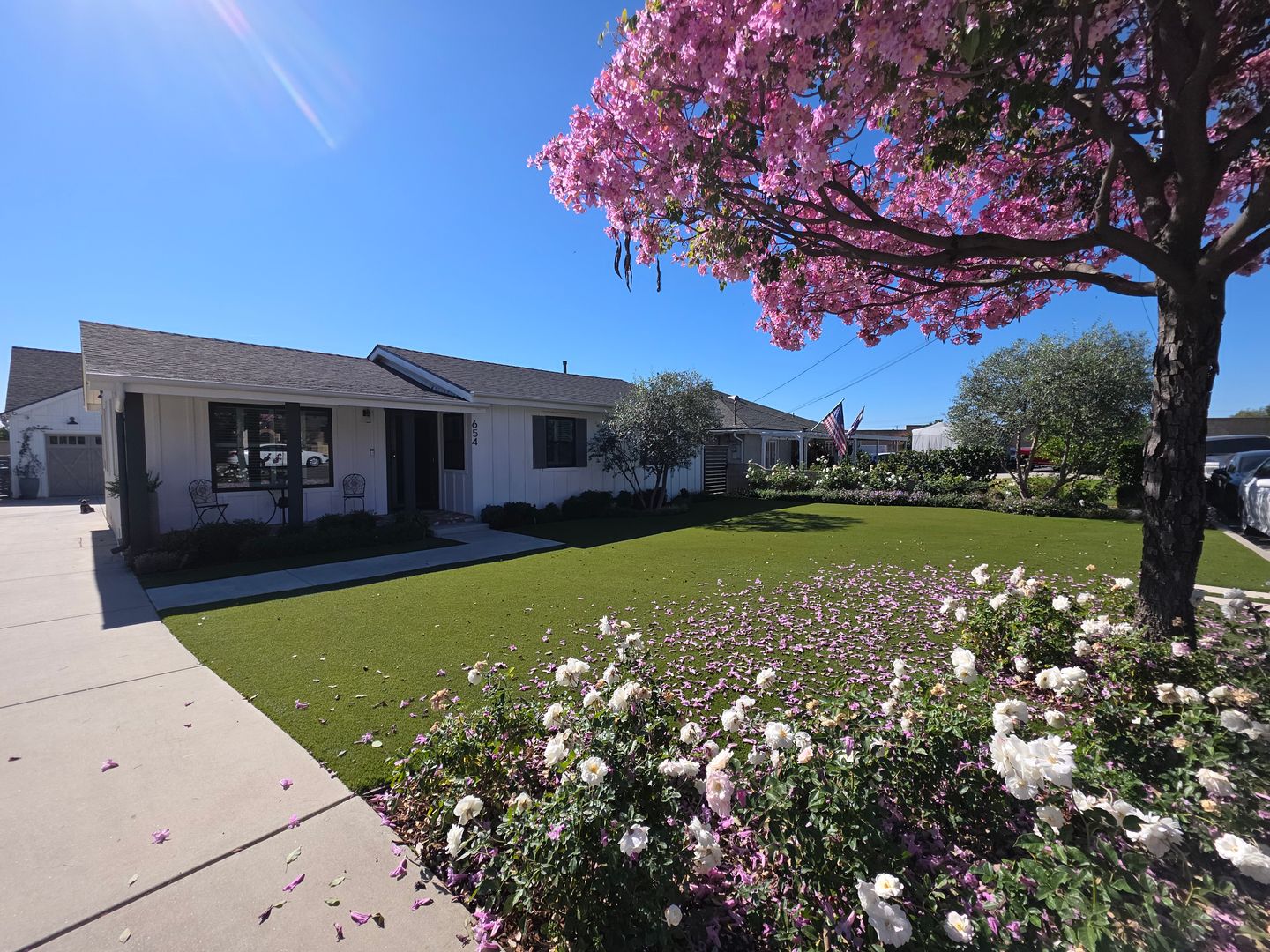 654 W. 3rd St - Azusa - California - 5 bed, 2 bath rental property