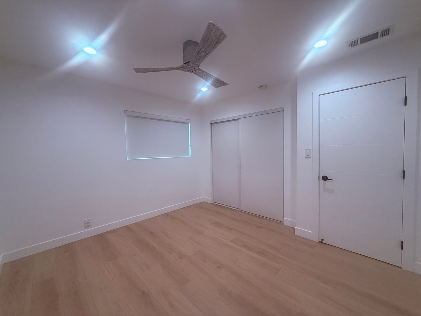 654 W. 3rd St - Azusa - California - 5 bed, 2 bath rental property