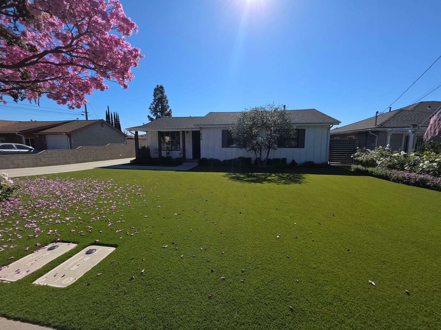 654 W. 3rd St - Azusa - California - 5 bed, 2 bath rental property