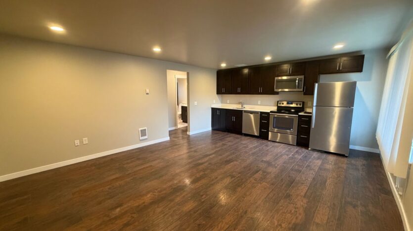 6807-6809 Lakewood Drive W - University Place - Washington - 1 bed, 1 bath rental property