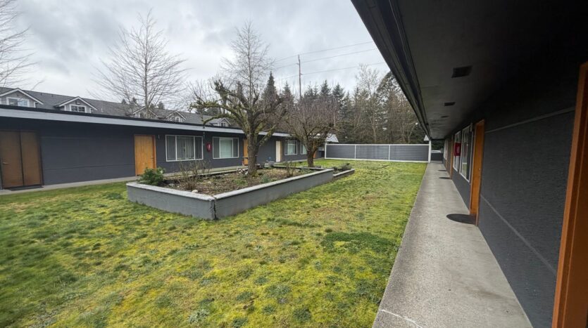 6807-6809 Lakewood Drive W - University Place - Washington - 1 bed, 1 bath rental property