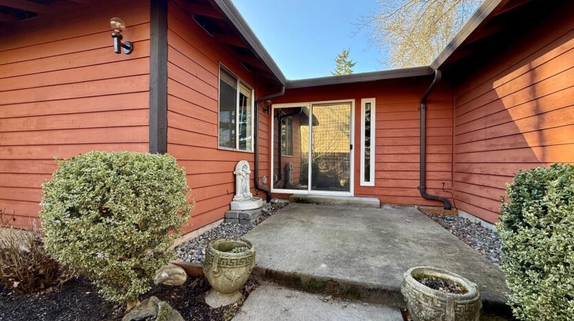 6916 SW 104th Ave.  - Beaverton - Oregon - 3 bed, 2 bath rental property
