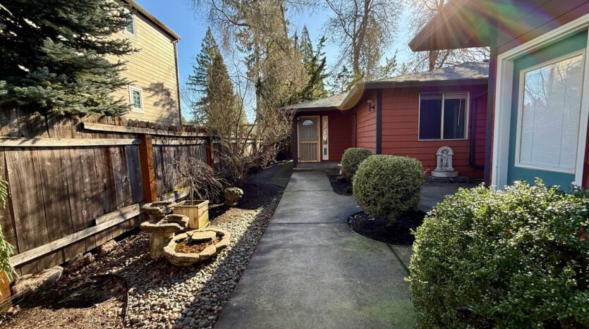 6916 SW 104th Ave.  - Beaverton - Oregon - 3 bed, 2 bath rental property