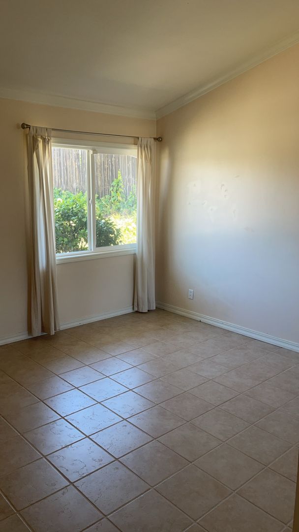 7002 Willowtree Drive - Rancho Palos Verdes - California - 3 bed, 2 bath rental property
