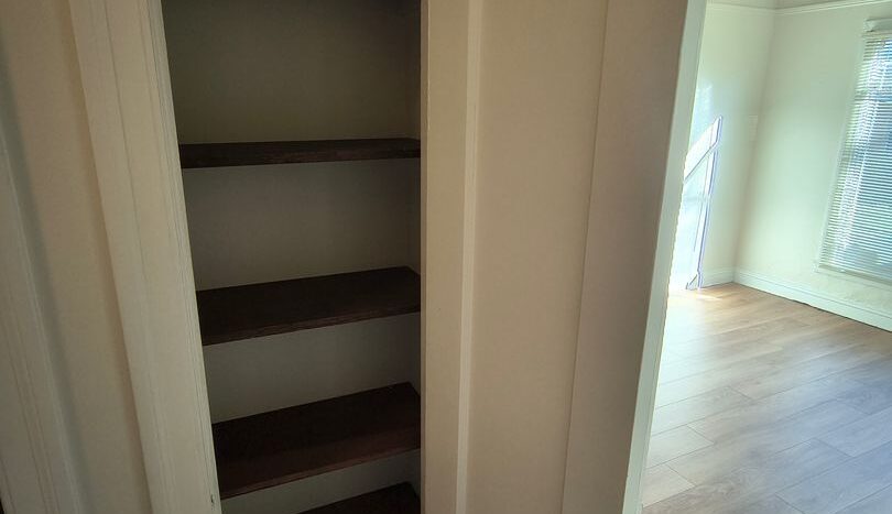 704 Simon & 22186 Montgomery - Hayward - California - 1 bed, 1 bath rental property