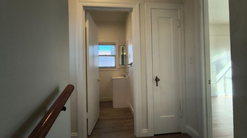 704 Simon & 22186 Montgomery - Hayward - California - 1 bed, 1 bath rental property
