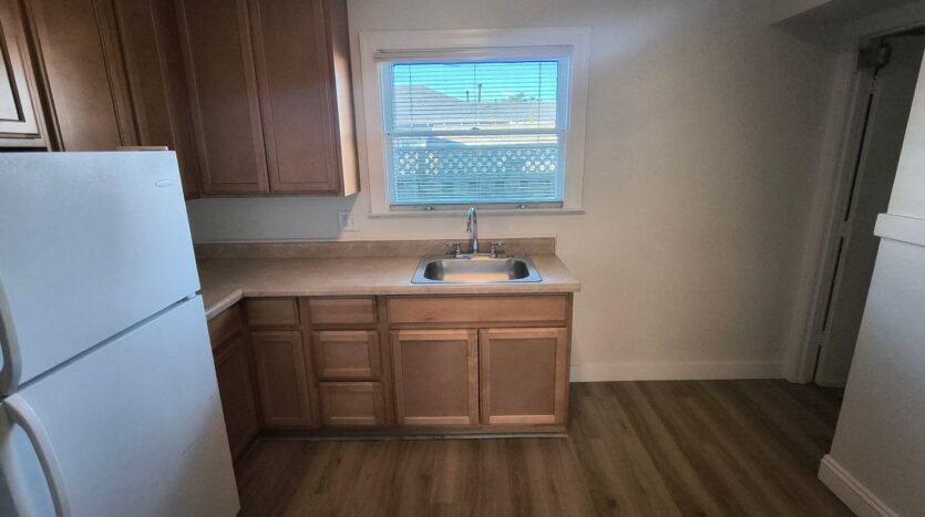 704 Simon & 22186 Montgomery - Hayward - California - 1 bed, 1 bath rental property