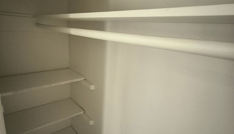 704 Simon & 22186 Montgomery - Hayward - California - 1 bed, 1 bath rental property