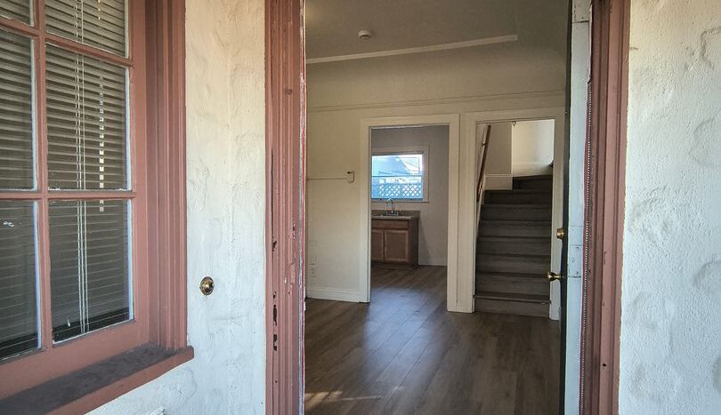 704 Simon & 22186 Montgomery - Hayward - California - 1 bed, 1 bath rental property