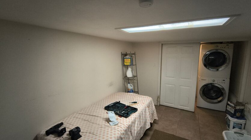 715 Washington Ave - Albany - California - 3 bed, 2 bath rental property