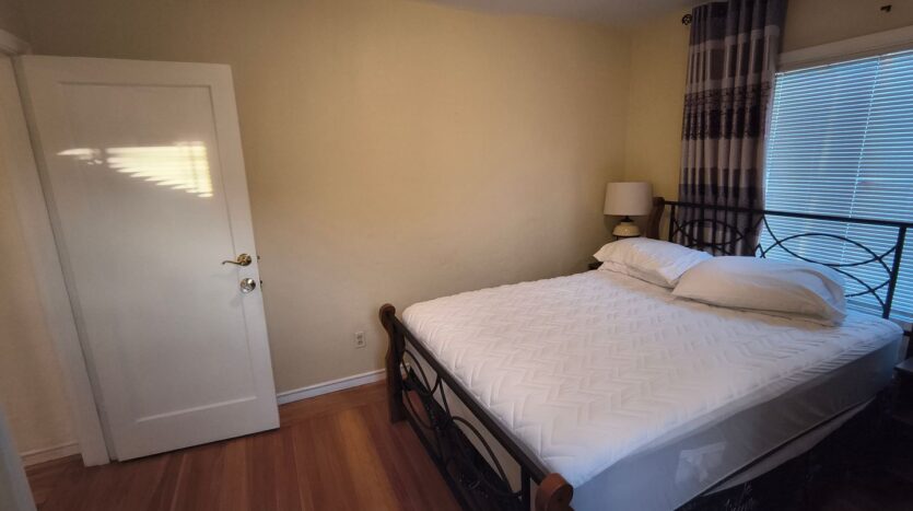 715 Washington Ave - Albany - California - 3 bed, 2 bath rental property