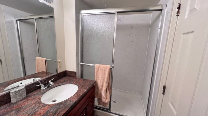 715 Washington Ave - Albany - California - 4 bed, 2 bath rental property