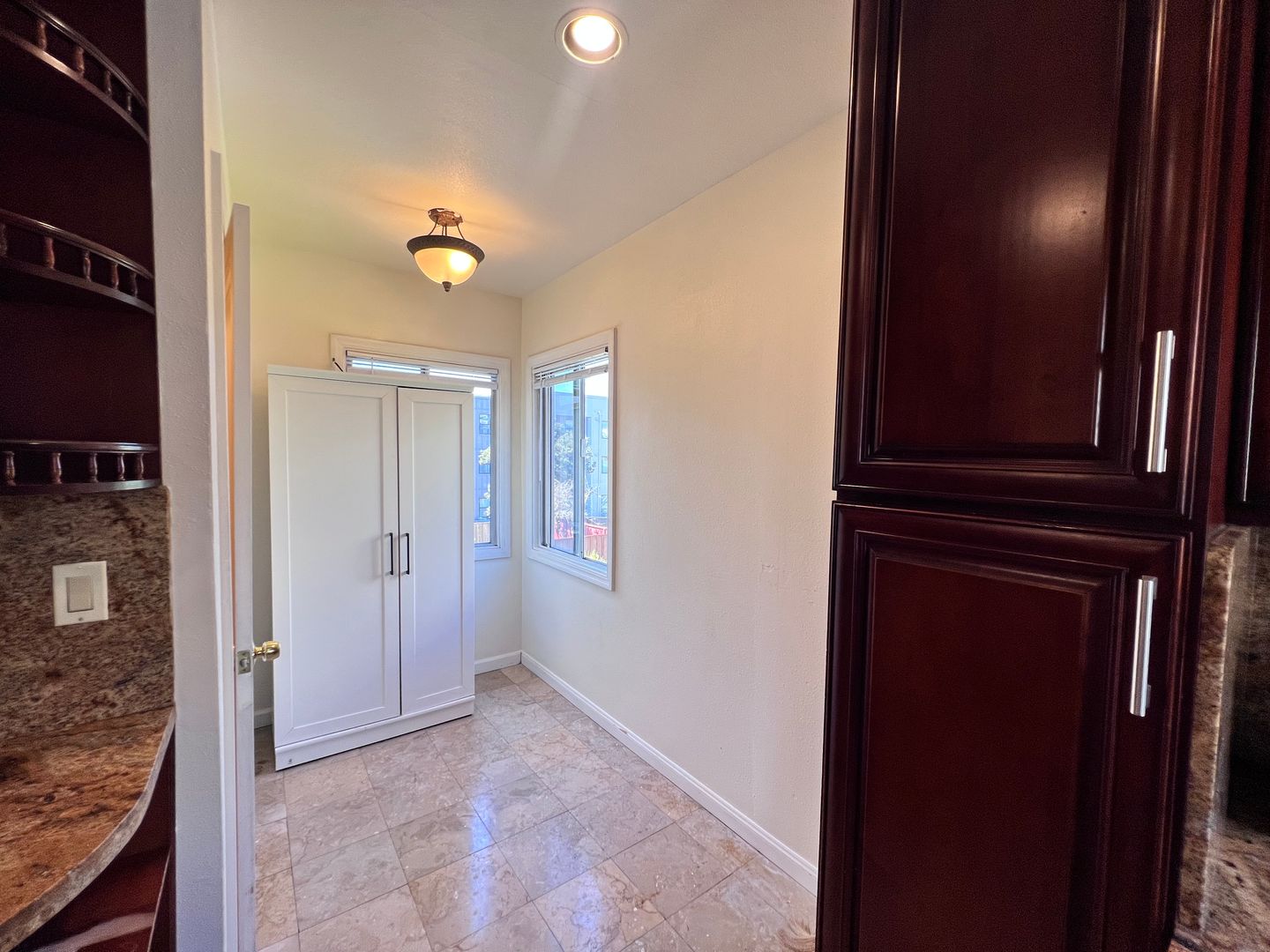 715 Washington Ave - Albany - California - 4 bed, 2 bath rental property