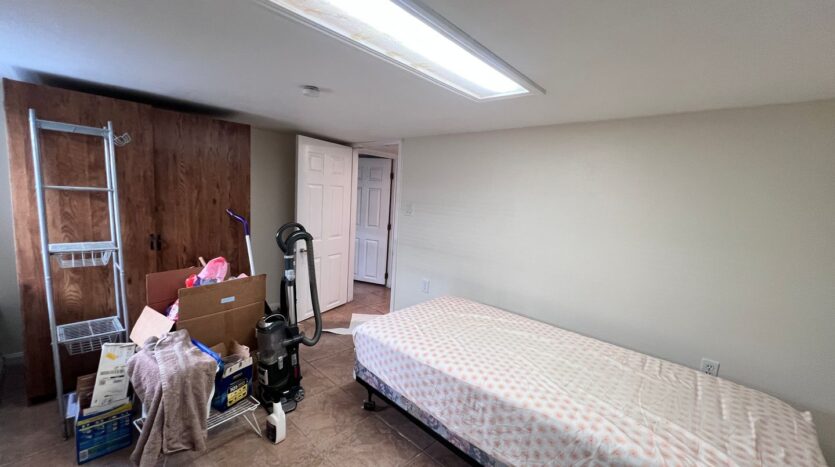 715 Washington Ave - Albany - California - 4 bed, 2 bath rental property