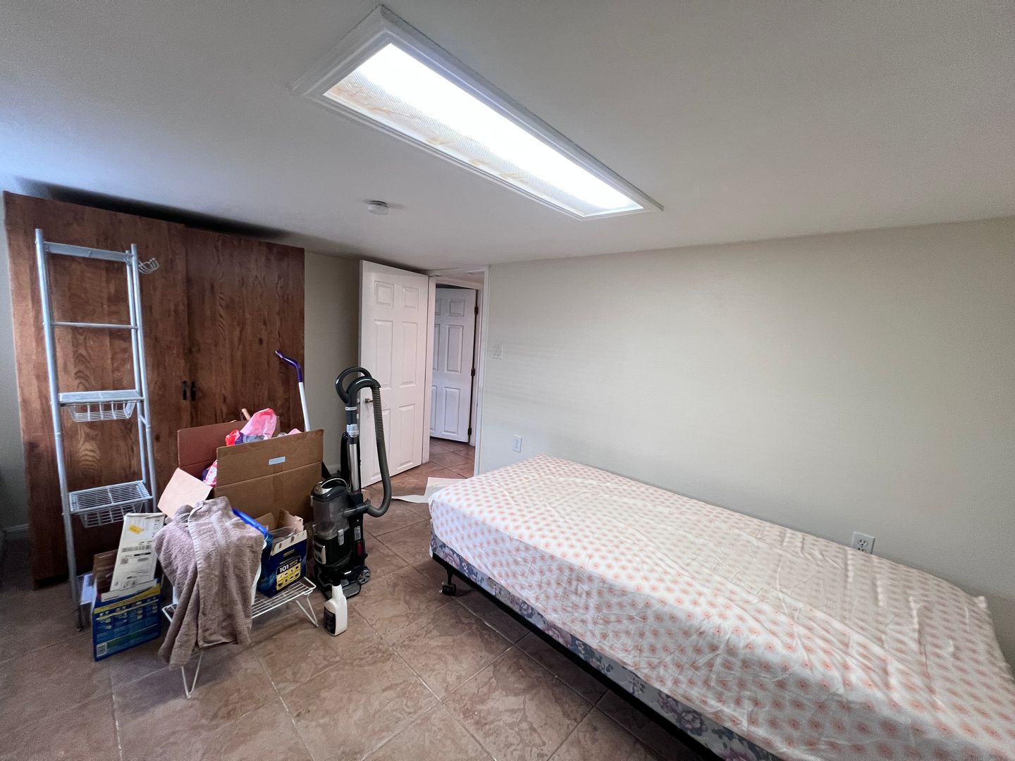 715 Washington Ave - Albany - California - 4 bed, 2 bath rental property