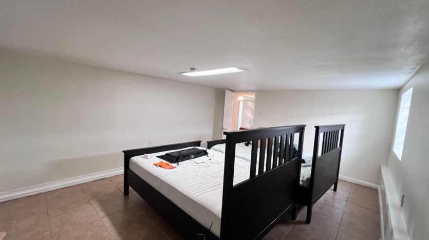 715 Washington Ave - Albany - California - 4 bed, 2 bath rental property