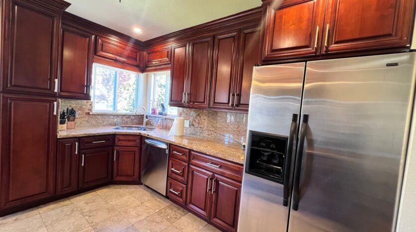 715 Washington Ave - Albany - California - 4 bed, 2 bath rental property