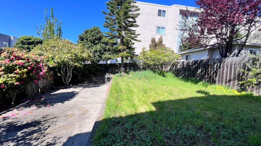 715 Washington Ave - Albany - California - 4 bed, 2 bath rental property