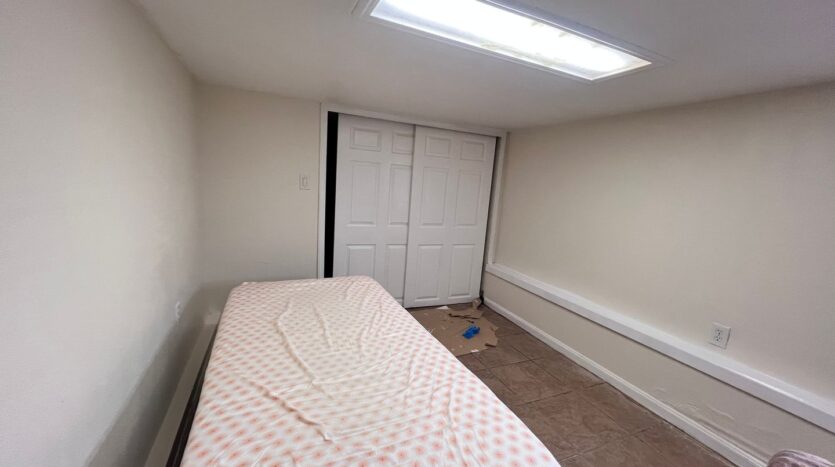 715 Washington Ave - Albany - California - 4 bed, 2 bath rental property