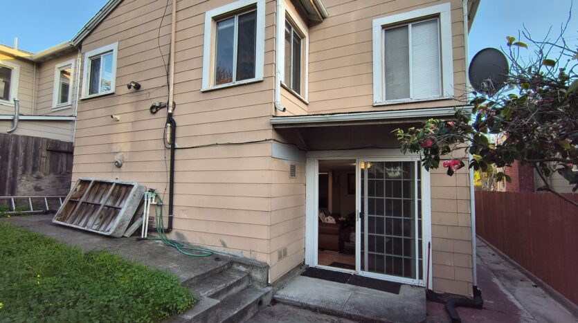 715 Washington Ave - Albany - California - 3 bed, 2 bath rental property