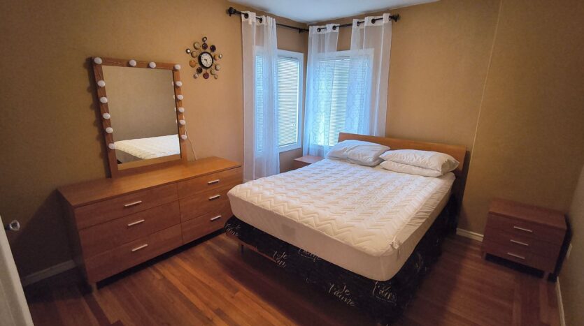 715 Washington Ave - Albany - California - 3 bed, 2 bath rental property