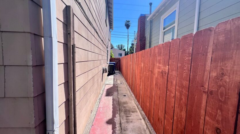 715 Washington Ave - Albany - California - 4 bed, 2 bath rental property