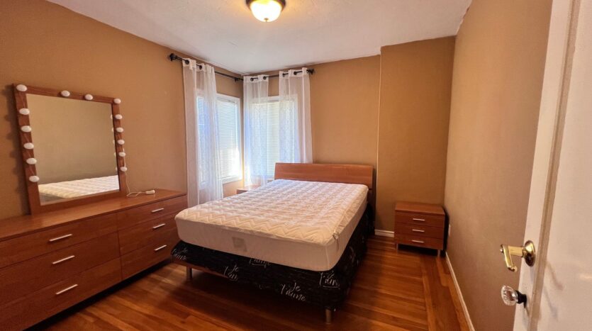 715 Washington Ave - Albany - California - 4 bed, 2 bath rental property