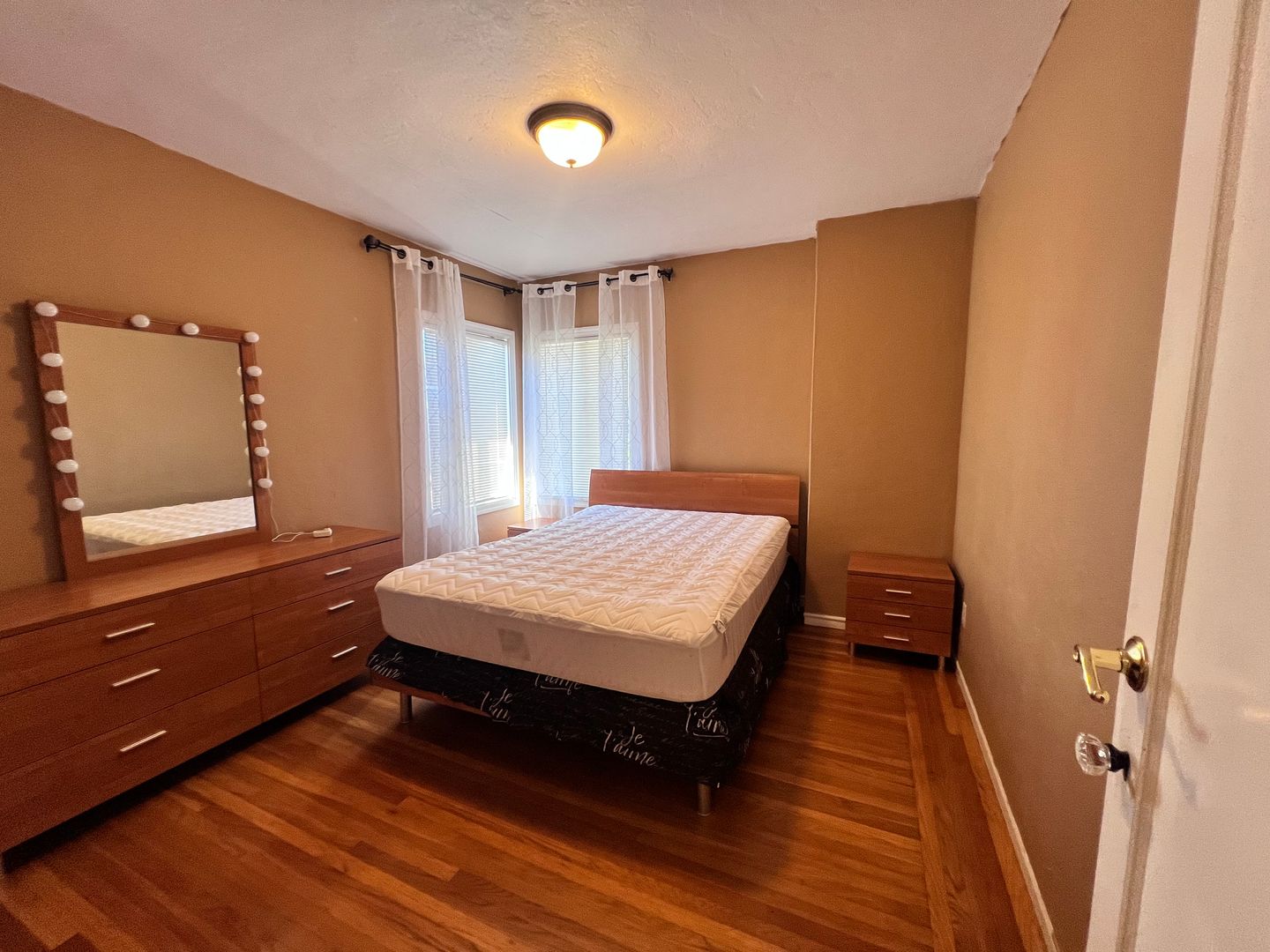 715 Washington Ave - Albany - California - 4 bed, 2 bath rental property