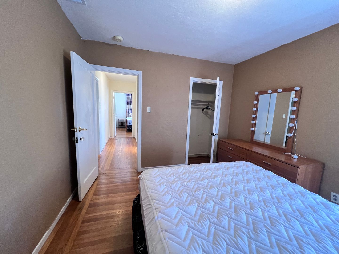 715 Washington Ave - Albany - California - 4 bed, 2 bath rental property