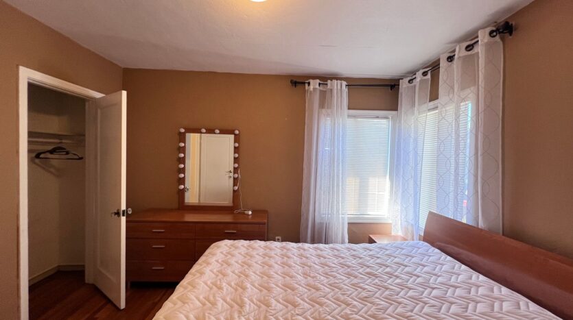 715 Washington Ave - Albany - California - 4 bed, 2 bath rental property