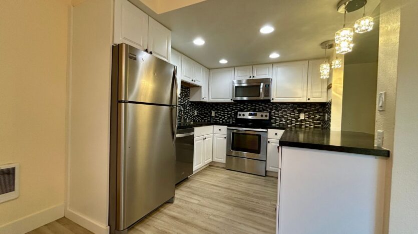 7306 NE 16th Ave - Vancouver - Washington - 2 bed, 1 bath rental property