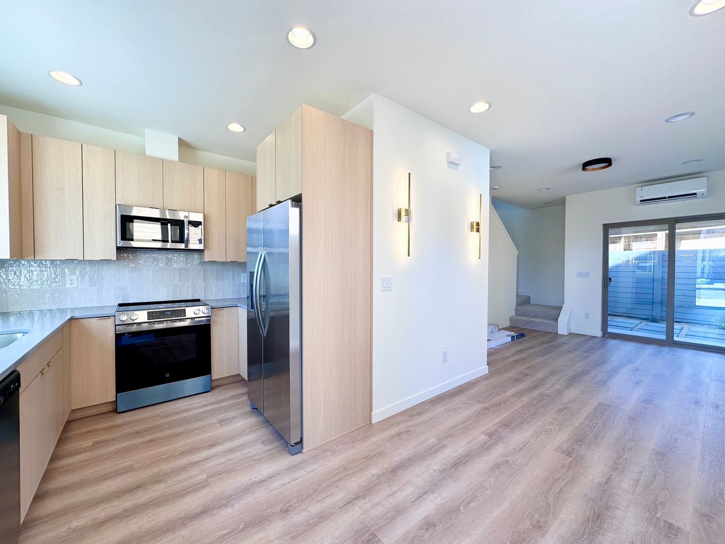 7307 N Stanford Ave #C - Portland - Oregon - 2 bed, 2.5 bath rental property