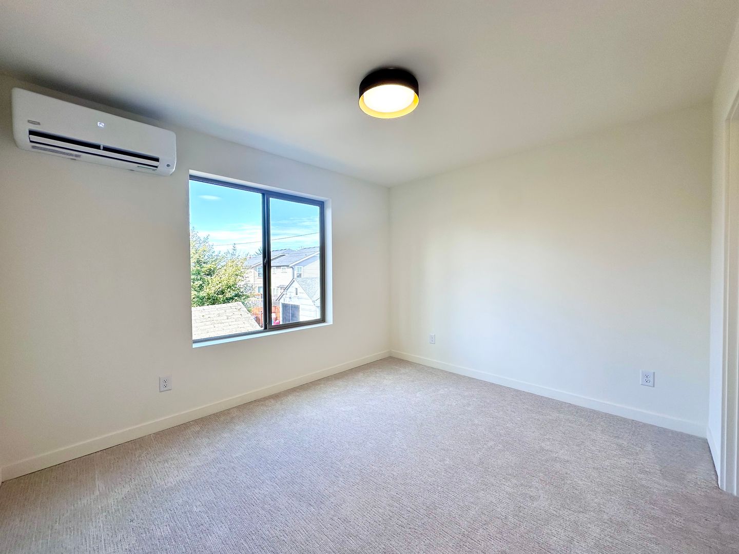 7307 N Stanford Ave #C - Portland - Oregon - 2 bed, 2.5 bath rental property