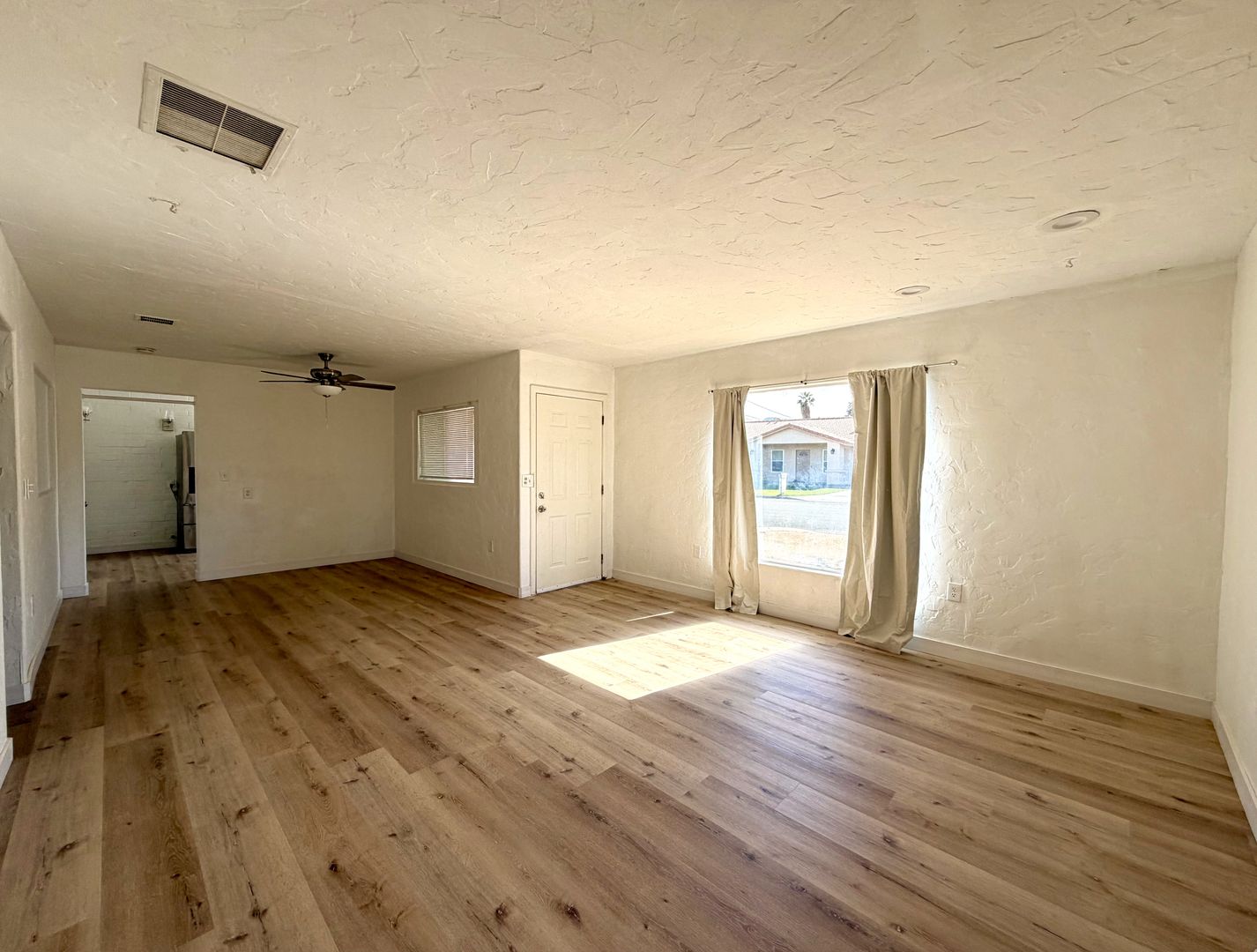 73760 Rancho Rd - Unit 02 - Palm Desert - California - 2 bed, 1 bath rental property