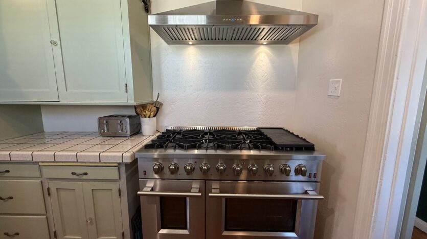 790 E. San Joaquin Ave.  - Tulare - California - 3 bed, 2 bath rental property