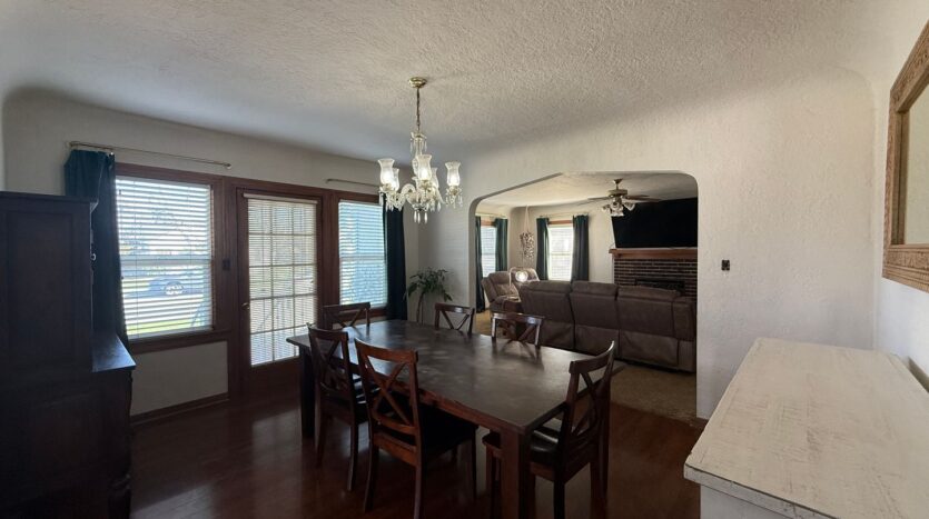 790 E. San Joaquin Ave.  - Tulare - California - 3 bed, 2 bath rental property