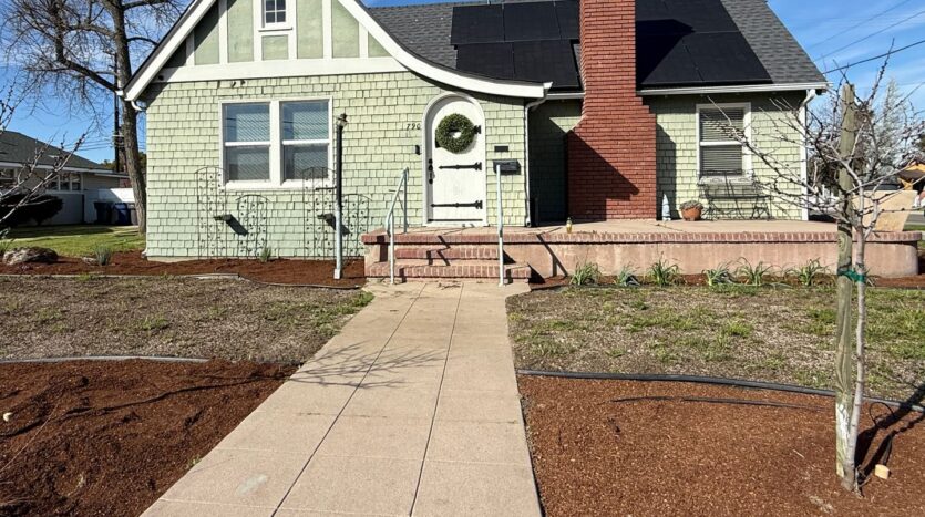 790 E. San Joaquin Ave.  - Tulare - California - 3 bed, 2 bath rental property