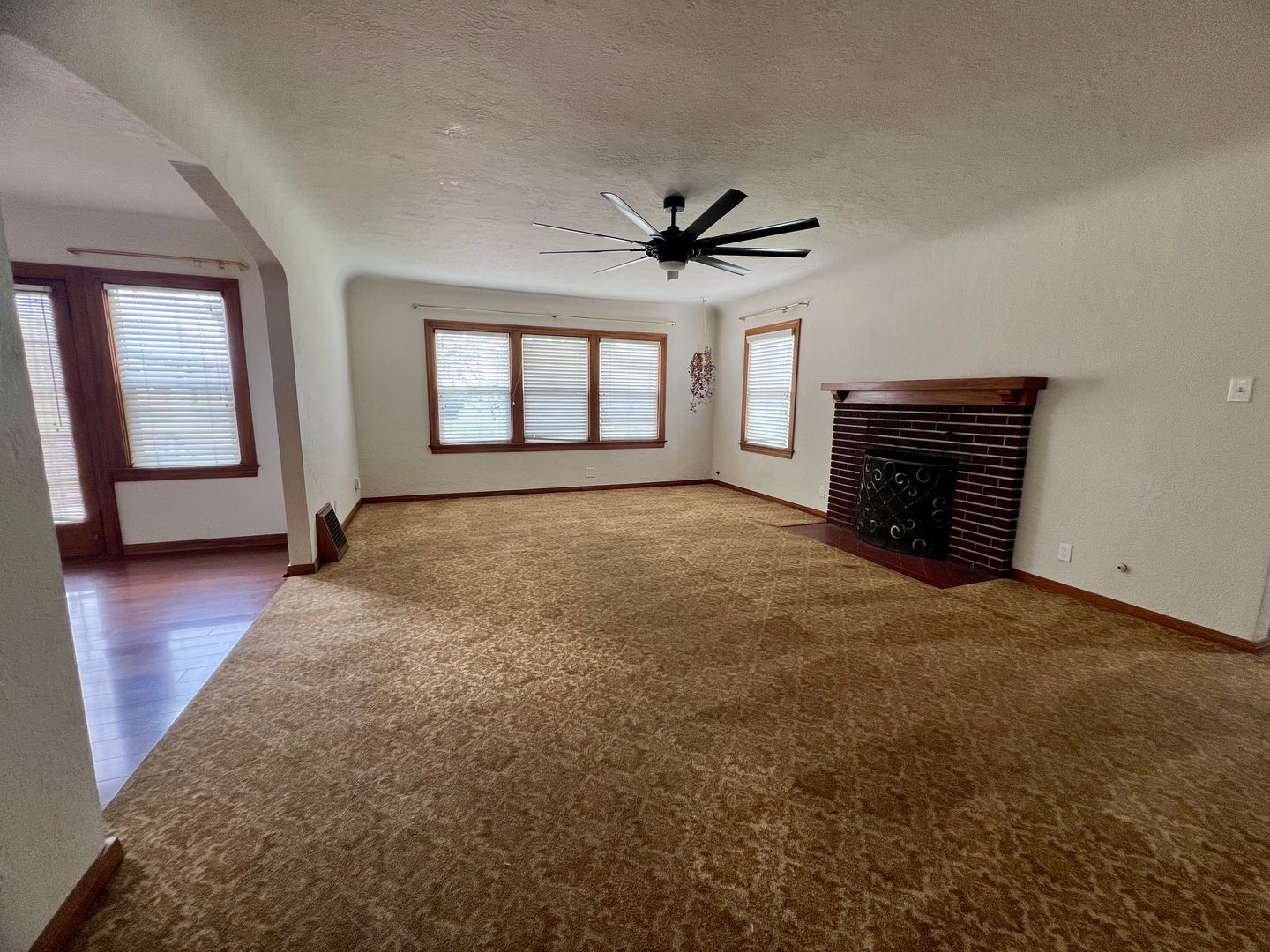 790 E. San Joaquin Ave.  - Tulare - California - 3 bed, 2 bath rental property