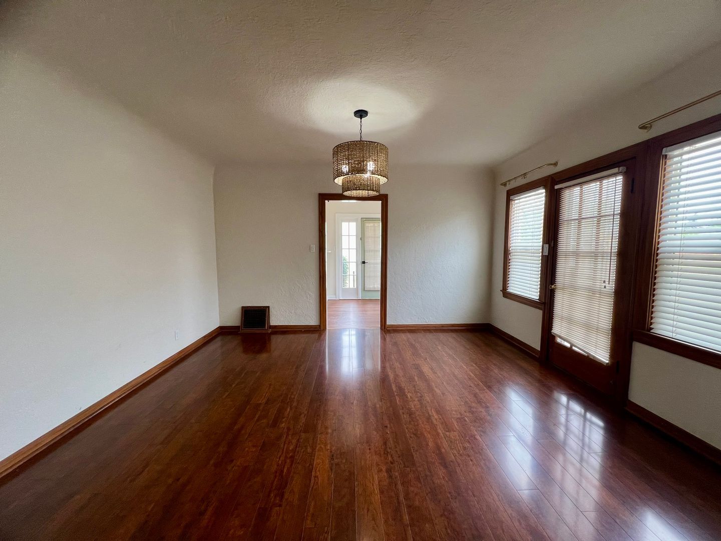 790 E. San Joaquin Ave.  - Tulare - California - 3 bed, 2 bath rental property